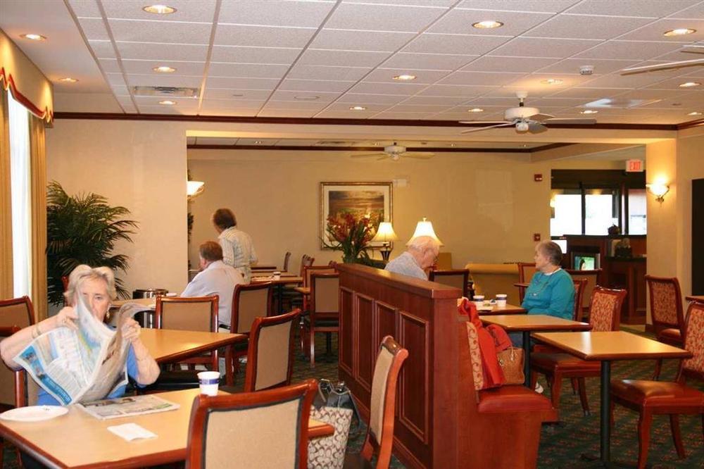 Hampton Inn Wichita Falls-Sikes Senter Mall Ресторан фото