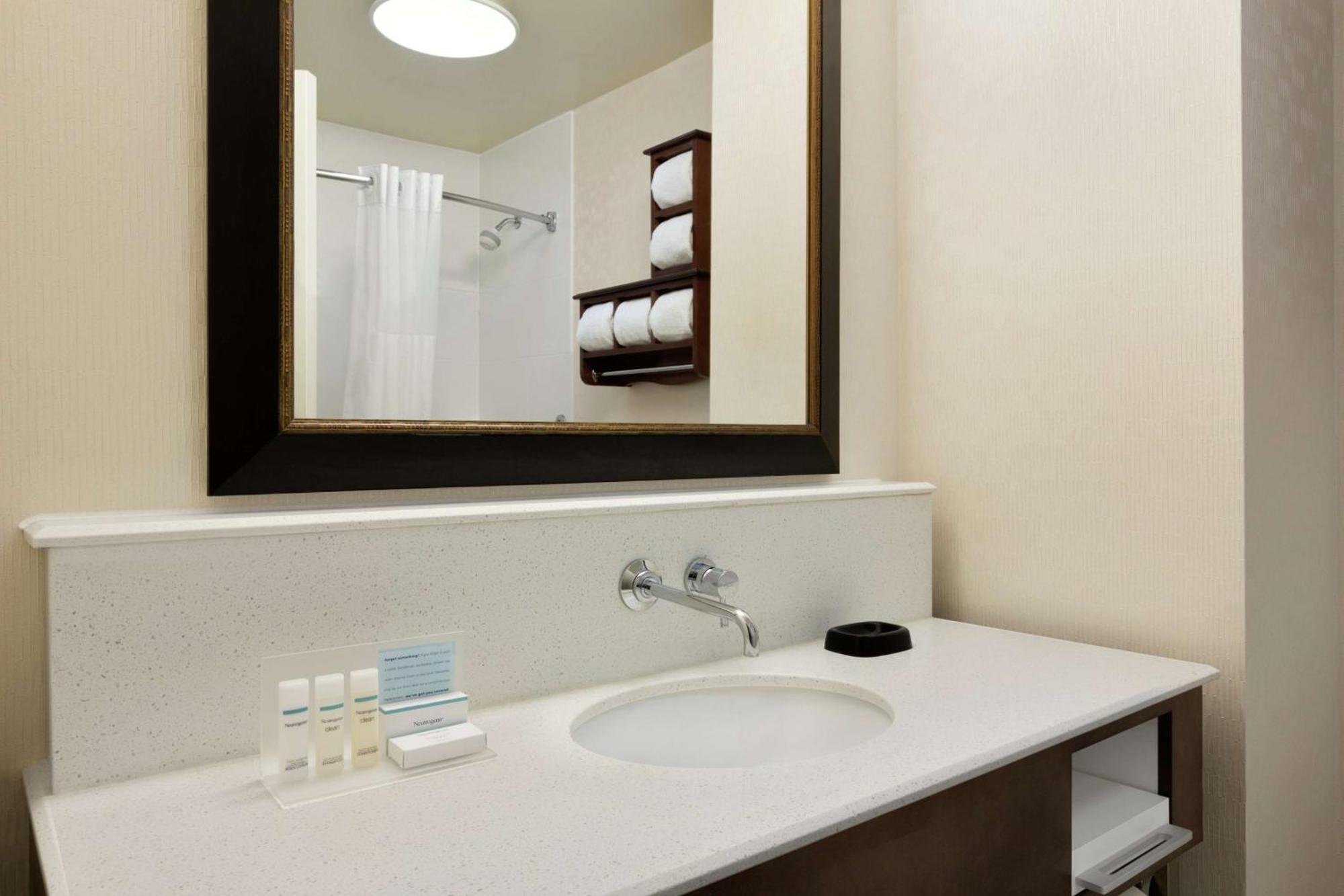 Hampton Inn Wichita Falls-Sikes Senter Mall Екстер'єр фото