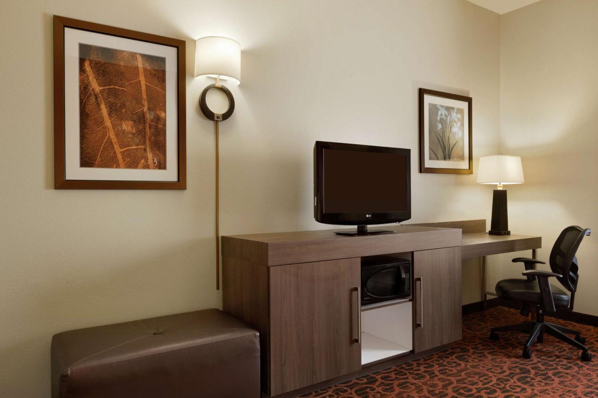 Hampton Inn Wichita Falls-Sikes Senter Mall Екстер'єр фото
