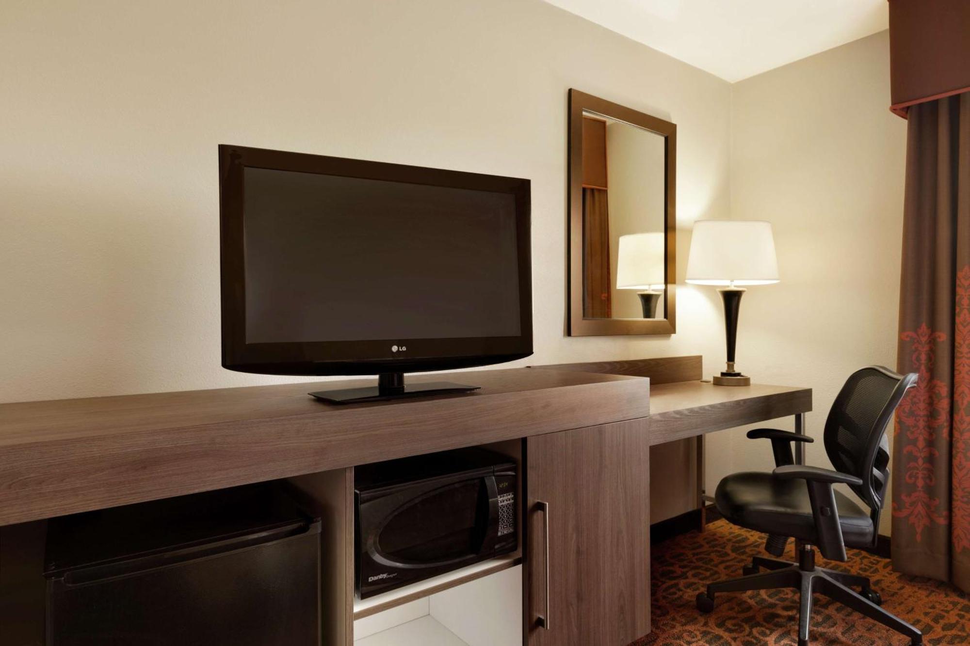 Hampton Inn Wichita Falls-Sikes Senter Mall Екстер'єр фото