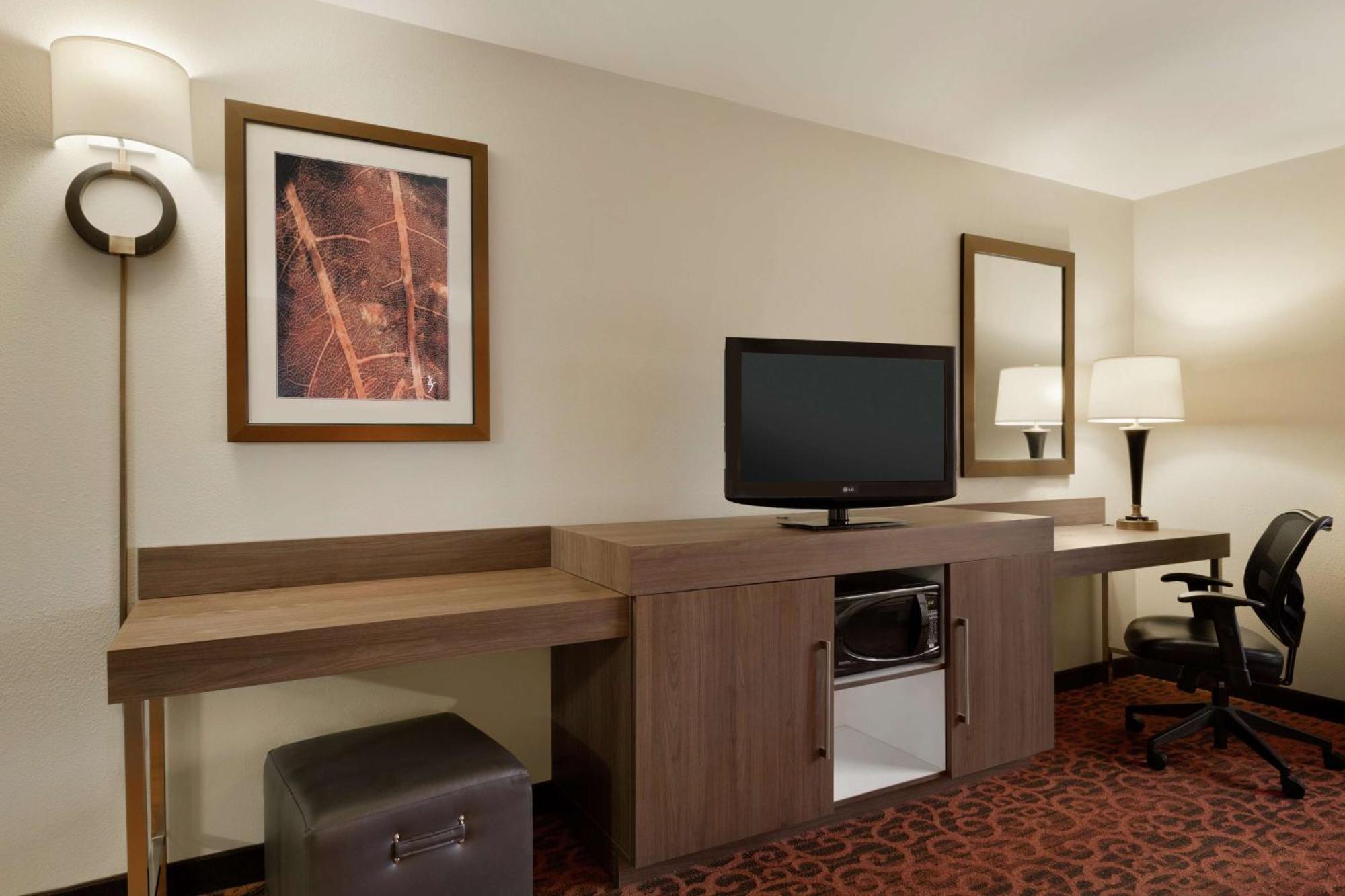 Hampton Inn Wichita Falls-Sikes Senter Mall Екстер'єр фото